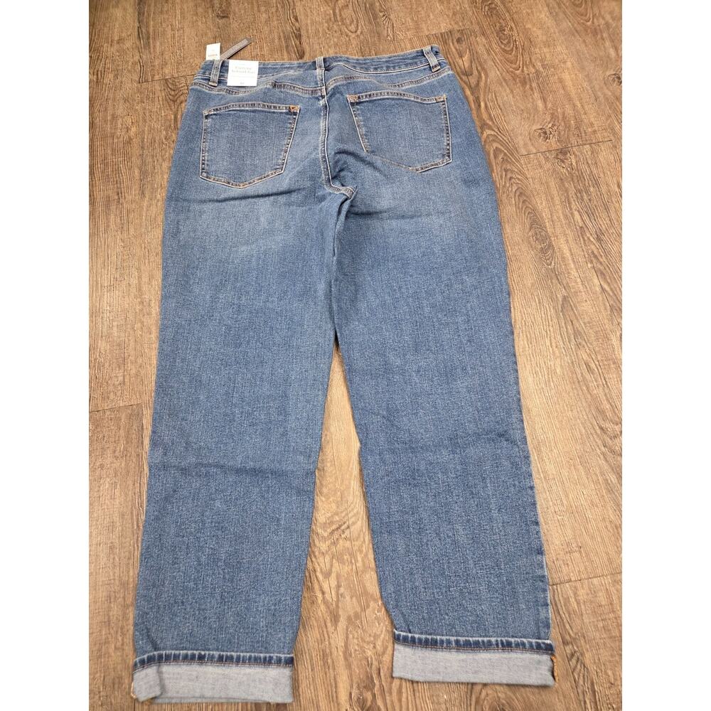 Talbots NWT Erie Wash Size 10 Everyday Relaxed Jeans Stretch Denim Button Fly - Picture 3 of 6